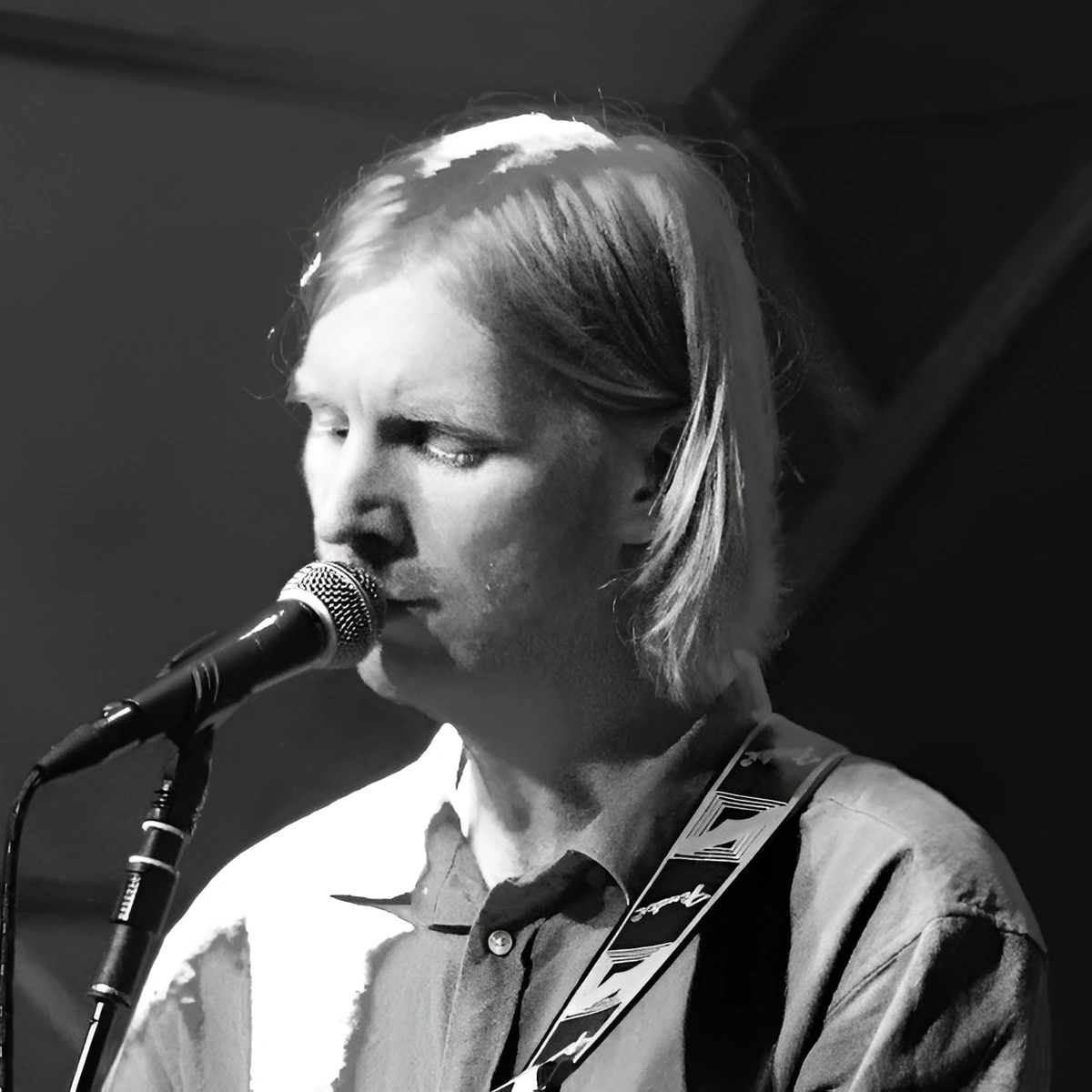 The Sound of Nesodden Guitar Pop: IN Kelly and Thought I Was Your Sidekick