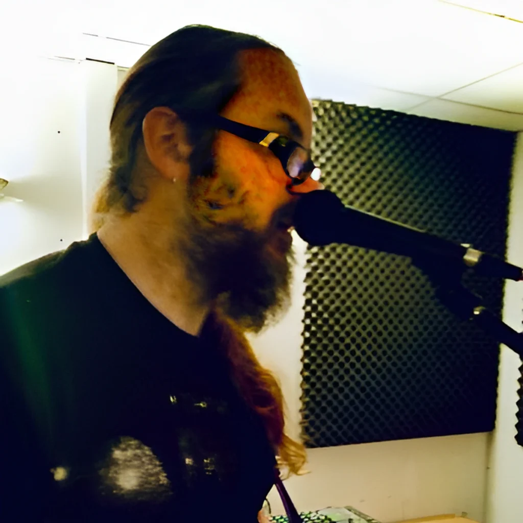 How FYDStar Got Scream's Cosmic Sludge Pop Out of a Bass and Drums Duo